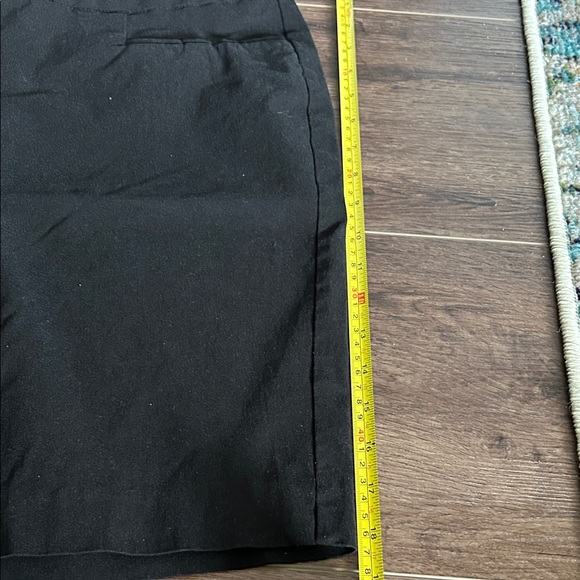 Time and Tru Black Women's Bermudas - Picture 4 of 5